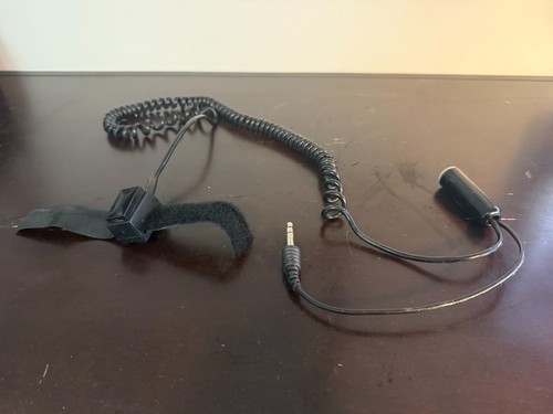 Control yoke mounted - control,